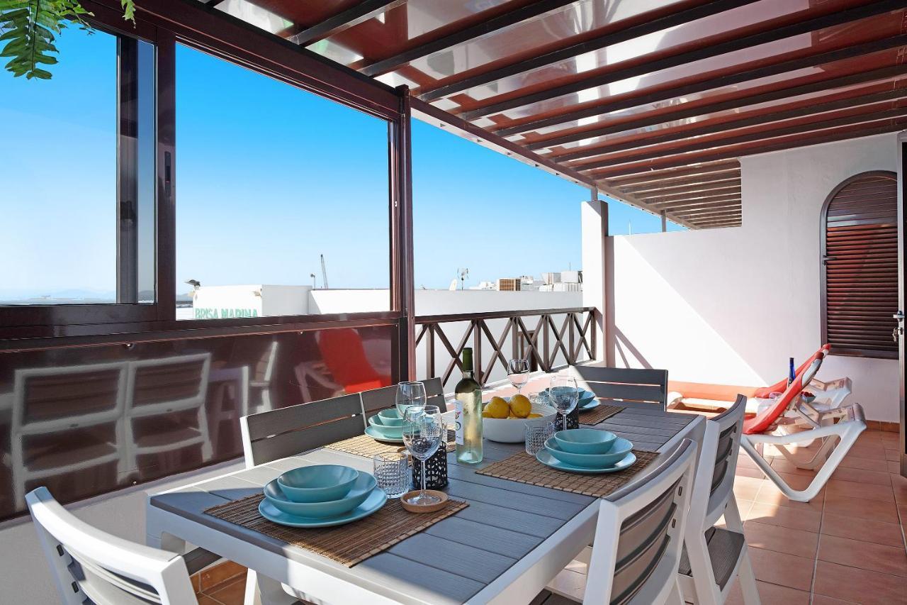 Apartamentos La Estrella III Playa Blanca  Eksteriør billede