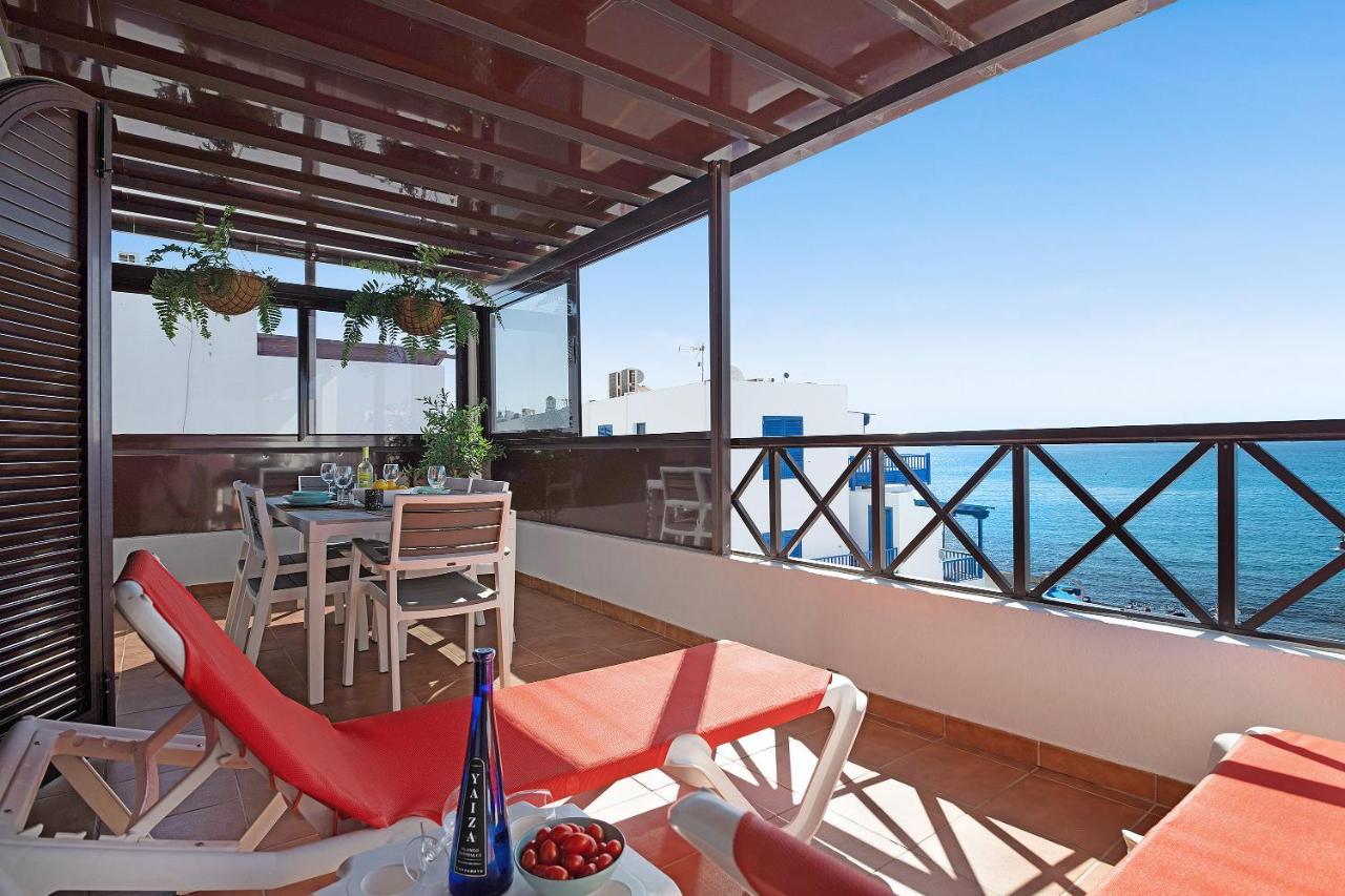 Apartamentos La Estrella III Playa Blanca  Eksteriør billede