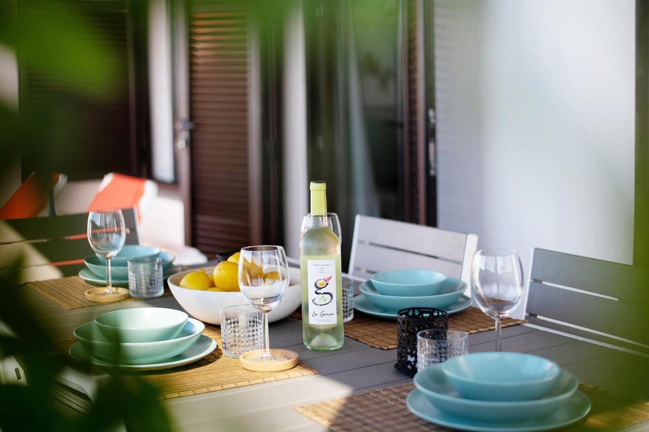 Apartamentos La Estrella III Playa Blanca  Eksteriør billede
