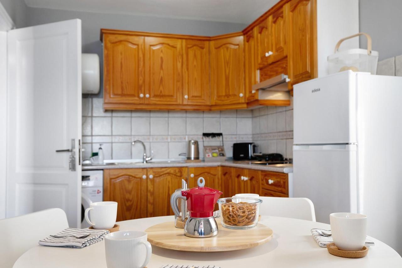 Apartamentos La Estrella III Playa Blanca  Eksteriør billede