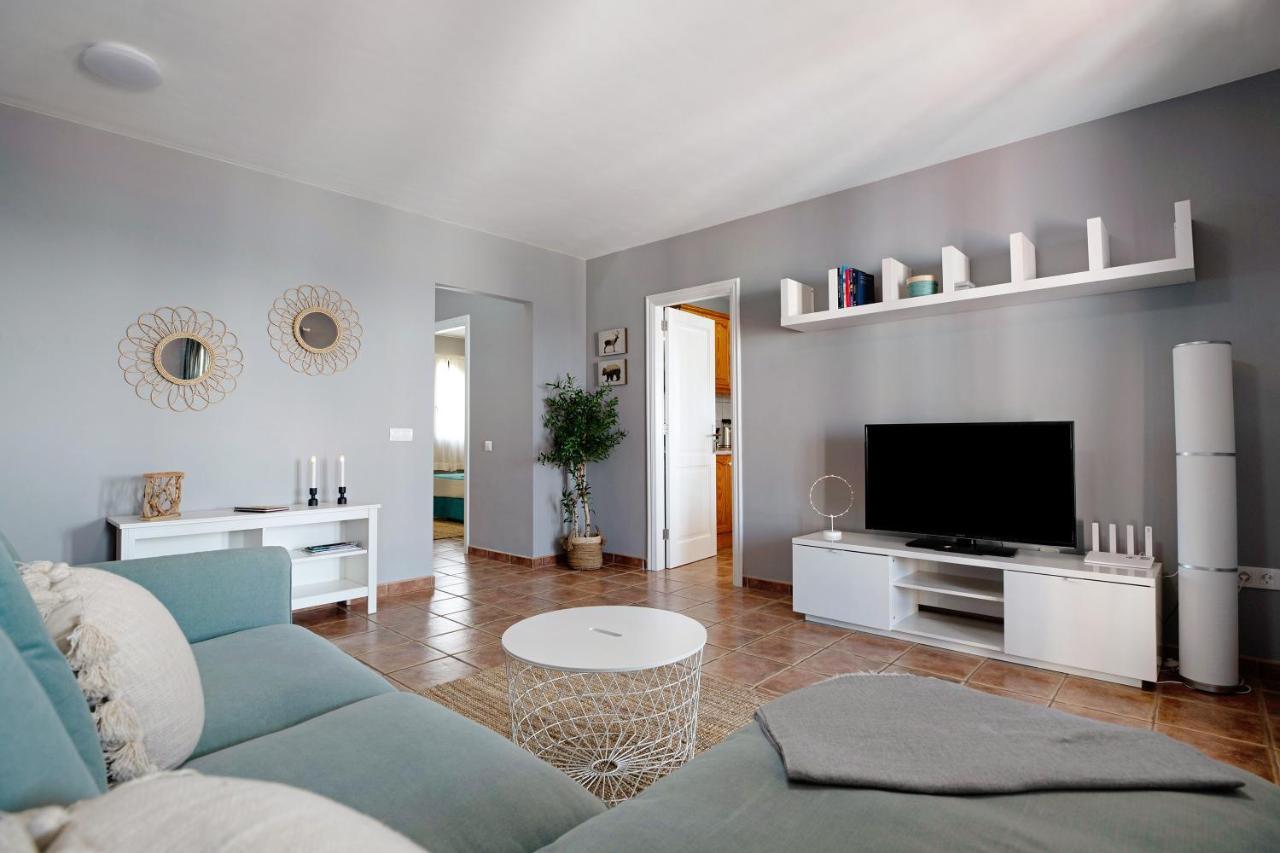 Apartamentos La Estrella III Playa Blanca  Eksteriør billede